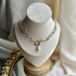 Freshwater Pearl Asymmetric Chain Necklace Gold — pendant close-up detail